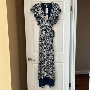 COPY - NWT Hutch design, Zuri Printed Wrap dress